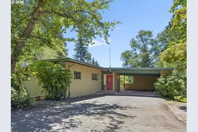 2950 SW Sunset Blvd, Portland, OR 97239 - Photo 1