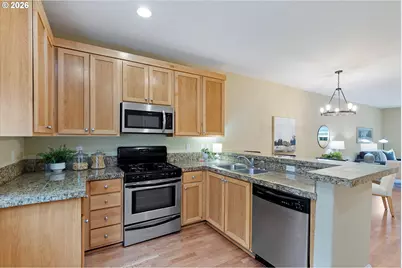 18445 SW Stepping Stone Dr, Beaverton, OR 97003 - Photo 11