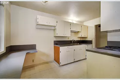 700 NW 80th St, Vancouver, WA 98665 - Photo 7