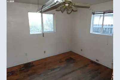 130 Sharon Dr, Phoenix, OR 97535 - Photo 11