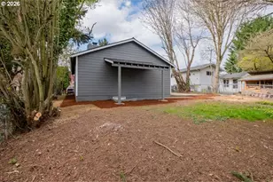 10218 N Tyler Ave, Portland, OR 97203 - Photo 35