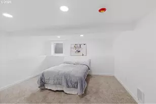 10218 N Tyler Ave, Portland, OR 97203 - Photo 27