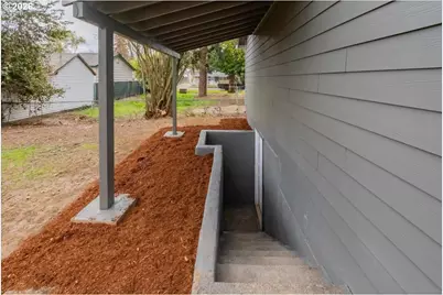10218 N Tyler Ave, Portland, OR 97203 - Photo 37