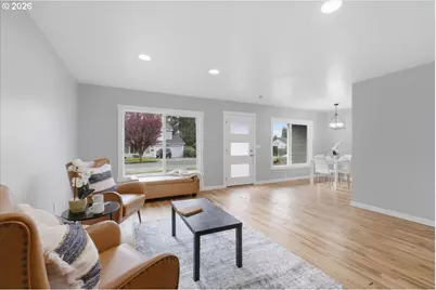 10218 N Tyler Ave, Portland, OR 97203 - Photo 5