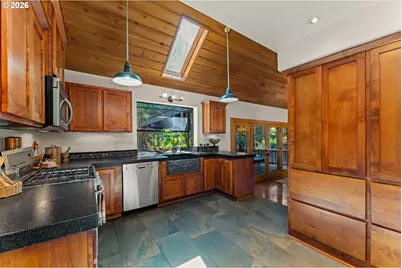 104 NW Dawnhill Ct, Grants Pass, OR 97526 - Photo 7