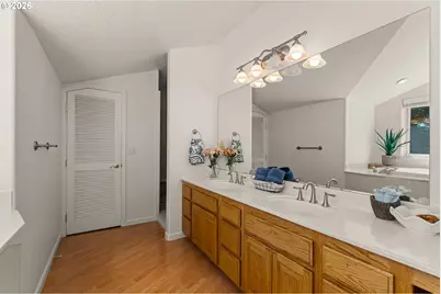 104 NW Dawnhill Ct, Grants Pass, OR 97526 - Photo 23
