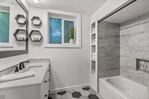 2342 E Lynnwood Dr, Longview, WA 98632 - Photo 27