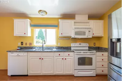 133 Brenda Pl, Canyonville, OR 97417 - Photo 13