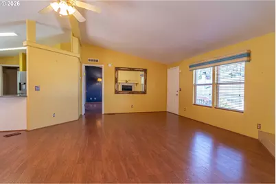 133 Brenda Pl, Canyonville, OR 97417 - Photo 17