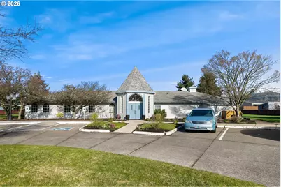 3700 Babcock Ln #106, Eugene, OR 97401 - Photo 31