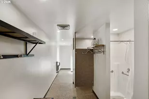 3700 Babcock Ln, Eugene, OR 97401 - Photo 35