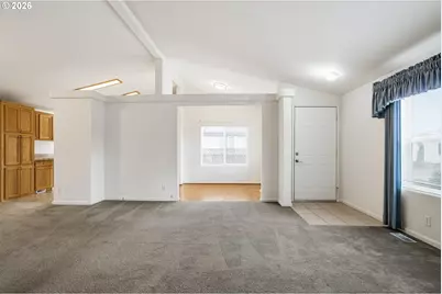 3700 Babcock Ln #106, Eugene, OR 97401 - Photo 9