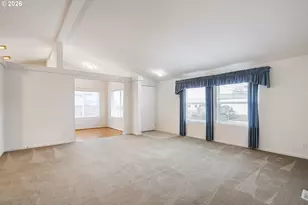 3700 Babcock Ln, Eugene, OR 97401 - Photo 5