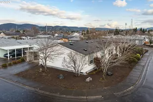 3700 Babcock Ln, Eugene, OR 97401 - Photo 27