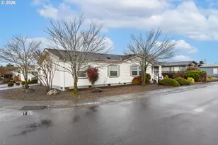 3700 Babcock Ln, Eugene, OR 97401 - Photo 3