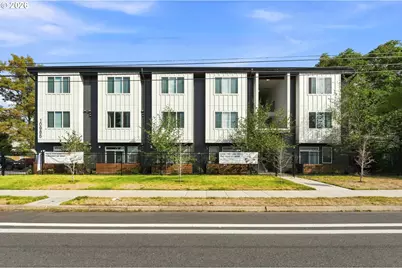 10985 E Burnside St #23, Portland, OR 97216 - Photo 1