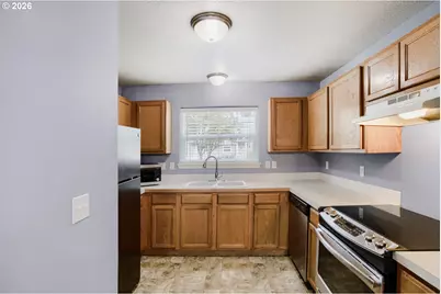 19155 SE Yamhill St #17, Portland, OR 97233 - Photo 9