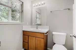 19155 SE Yamhill St, Portland, OR 97233 - Photo 17