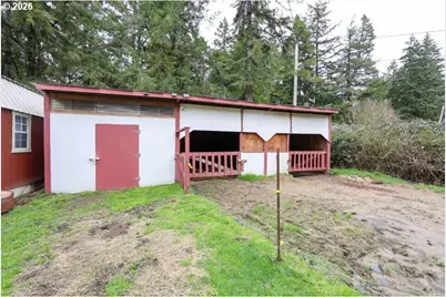 93621 Driftwood Inn Ln, North Bend, OR 97459 - Photo 7