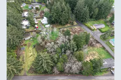 93621 Driftwood Inn Ln, North Bend, OR 97459 - Photo 11