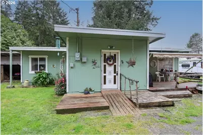 93621 Driftwood Inn Ln, North Bend, OR 97459 - Photo 9