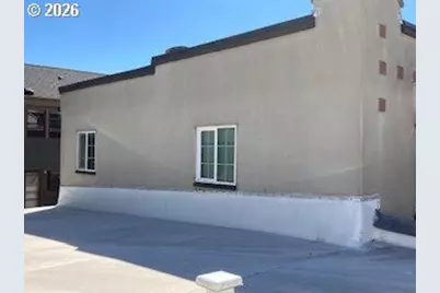 2010 SE Sherman St, Portland, OR 97214 - Photo 19