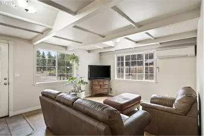 16024 Leona Ln, La Pine, OR 97739 - Photo 7
