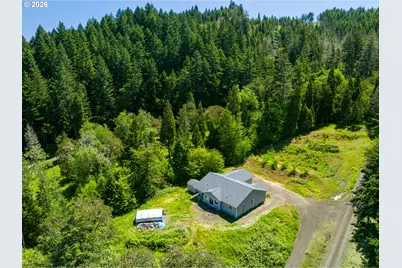 781 Lone Rock Rd, Glide, OR 97443 - Photo 35