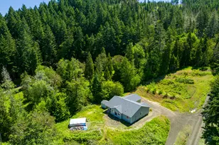 781 Lone Rock Rd, Glide, OR 97443 - Photo 35