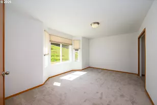 781 Lone Rock Rd, Glide, OR 97443 - Photo 9