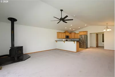 781 Lone Rock Rd, Glide, OR 97443 - Photo 5