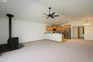 781 Lone Rock Rd, Glide, OR 97443 - Photo 5