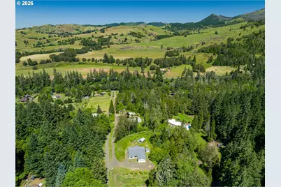 781 Lone Rock Rd, Glide, OR 97443 - Photo 27