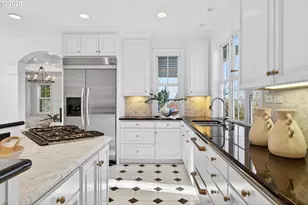 2349 NW Pinnacle Dr, Portland, OR 97229 - Photo 5