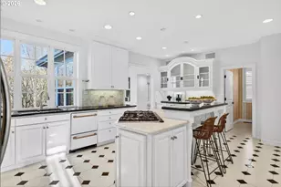 2349 NW Pinnacle Dr, Portland, OR 97229 - Photo 7