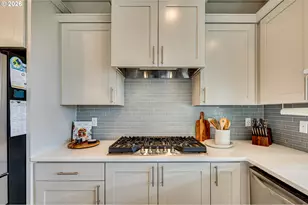 8727 S 3rd St, Ridgefield, WA 98642 - Photo 5