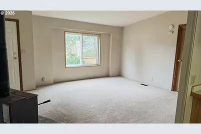 1040 NE 12th Ave, Rockaway Beach, OR 97136 - Photo 5