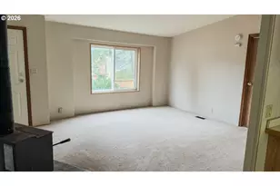 1040 NE 12th Ave, Rockaway Beach, OR 97136 - Photo 5