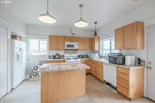 55 Q St, Cottage Grove, OR 97424 - Photo 31