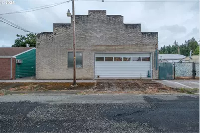 55 Q St, Cottage Grove, OR 97424 - Photo 15