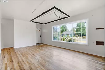 945 N Juniper St, Canby, OR 97013 - Photo 5