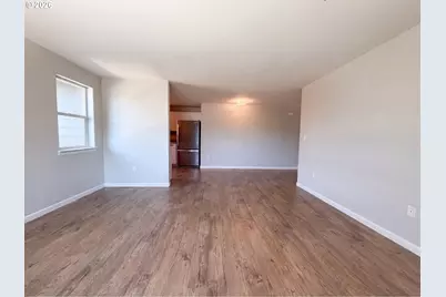 3042 Colleen St, Salem, OR 97305 - Photo 9