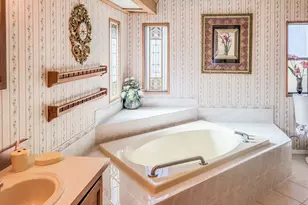 177 W Angela Ct, Roseburg, OR 97471 - Photo 25