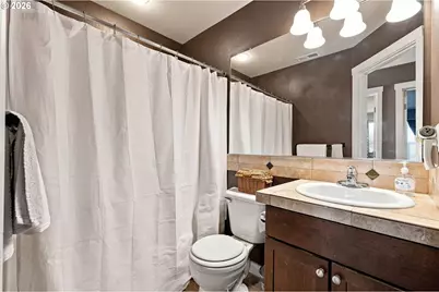 828 NW 1st Ave, Canby, OR 97013 - Photo 27