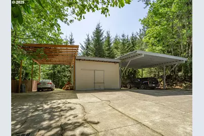 27701 SW Strawberry Hill Dr, Hillsboro, OR 97123 - Photo 45
