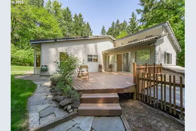 27701 SW Strawberry Hill Dr, Hillsboro, OR 97123 - Photo 5