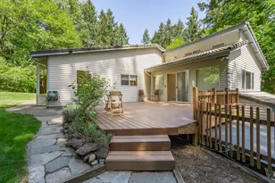 27701 SW Strawberry Hill Dr, Hillsboro, OR 97123 - Photo 5