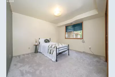 27701 SW Strawberry Hill Dr, Hillsboro, OR 97123 - Photo 31