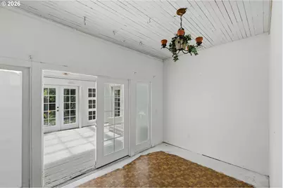 567 S 6th St, Coos Bay, OR 97420 - Photo 31