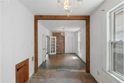 567 S 6th St, Coos Bay, OR 97420 - Photo 19